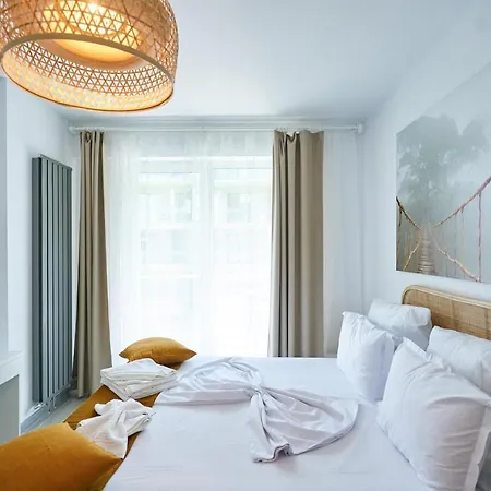 Isigude Pool & Mamaia Nord Apartament Năvodari