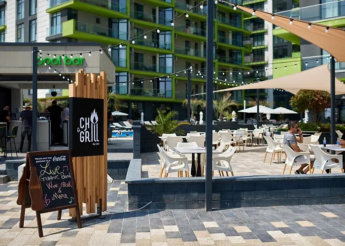 Isigude Pool & Mamaia Nord